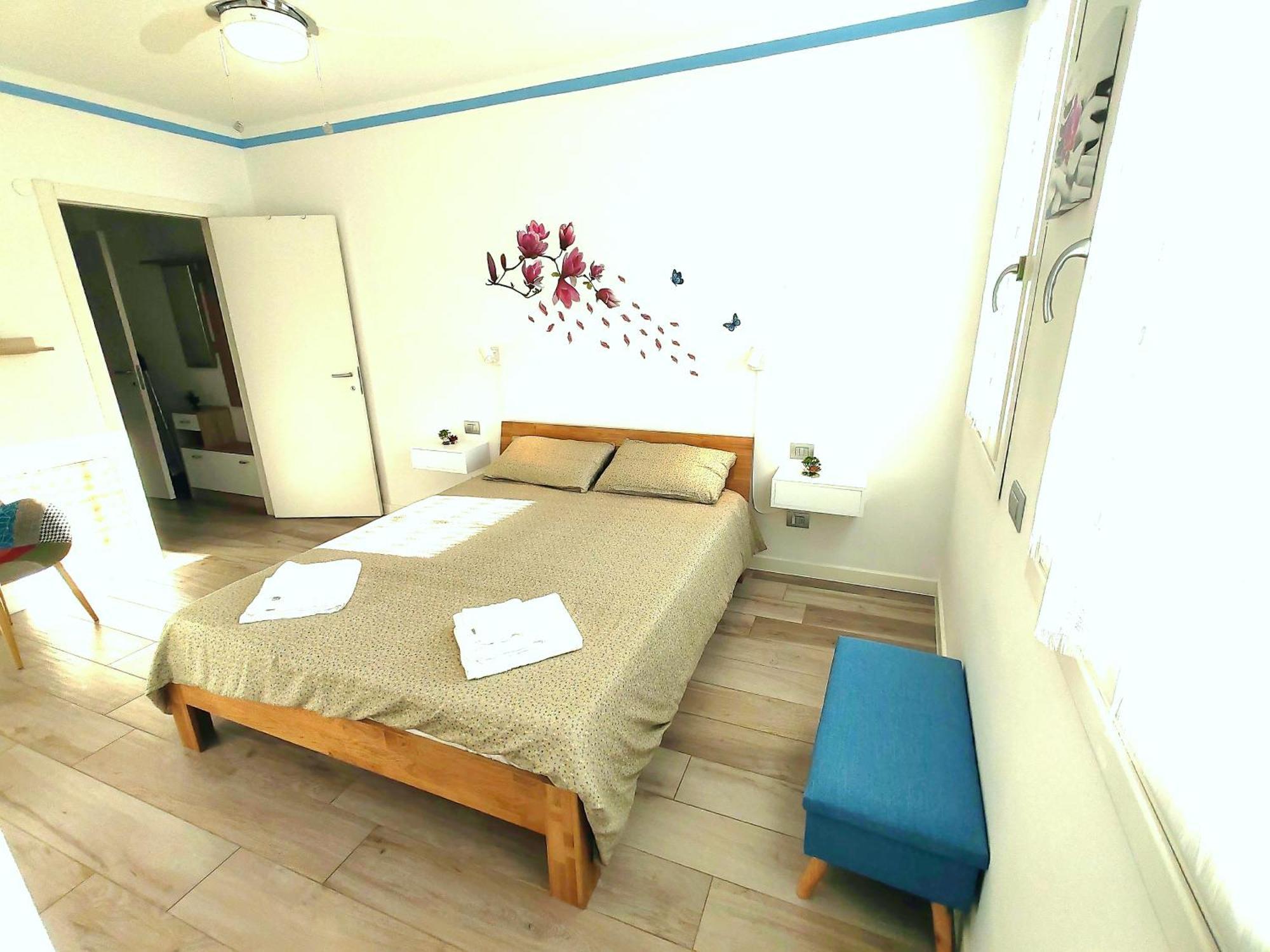 Butterfly Apt In Suna With Garage فيربانيا المظهر الخارجي الصورة