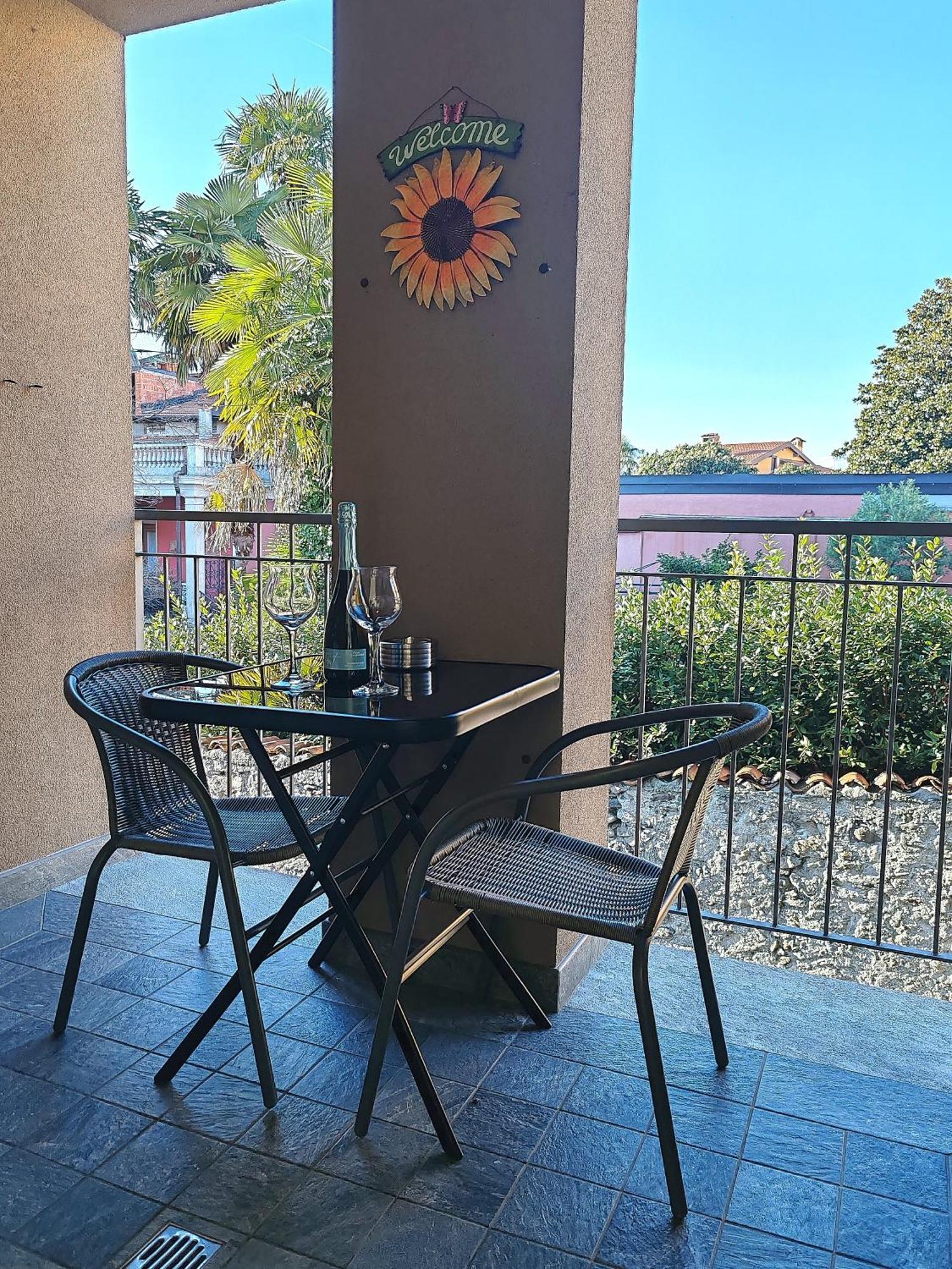 Butterfly Apt In Suna With Garage فيربانيا المظهر الخارجي الصورة